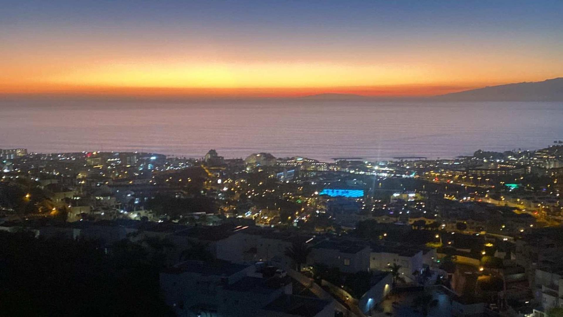 Beautiful Sunset View Appartement Costa Adeje  Buitenkant foto